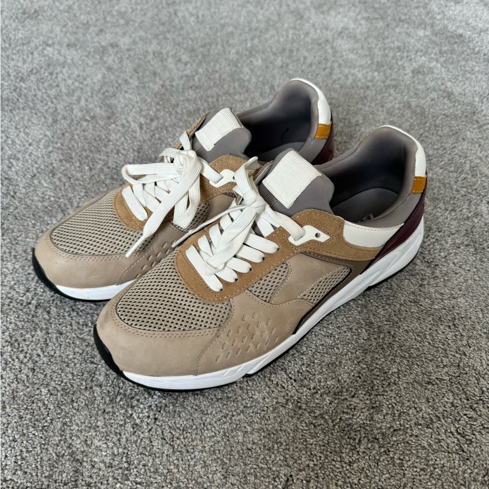 Zara Sneakers
